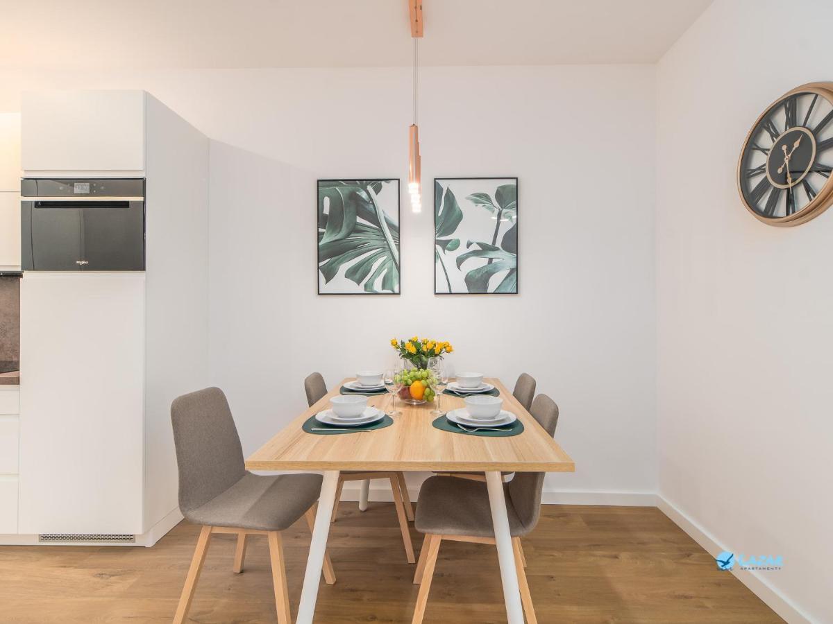 Lazar Apartamenty Nadmorskie Tarasy Kolobrzeg Luaran gambar